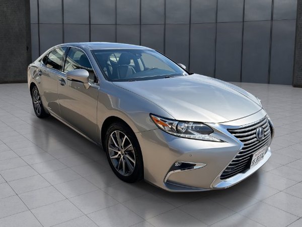 2018 Lexus ES