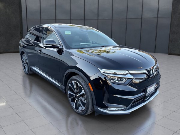 2023 VinFast VF 8 PLUS