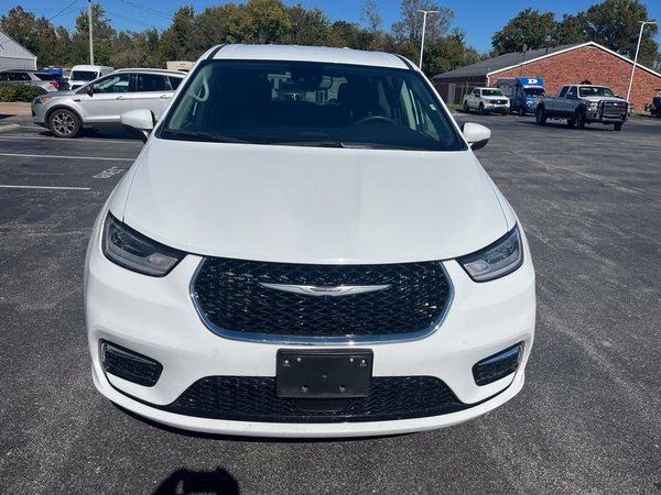 2023 Chrysler Pacifica Touring L - Photo 3