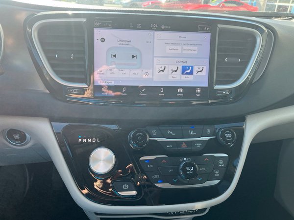 2023 Chrysler Pacifica Touring L - Photo 13