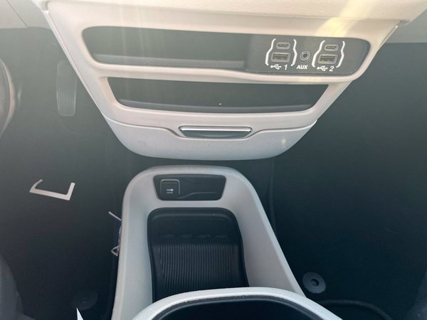 2023 Chrysler Pacifica Touring L - Photo 14